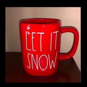 Rae Dunn LET IT ANOW mug